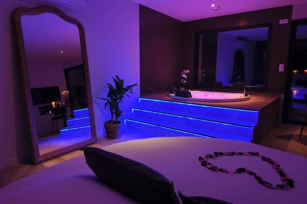 Les Suites Du Payre - Suite Passion Talmont-Saint-Hilaire エクステリア 写真